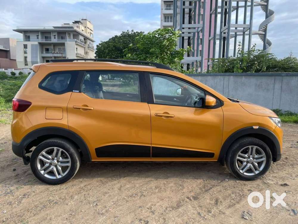 Renault Triber Rxz, 2021, Petrol