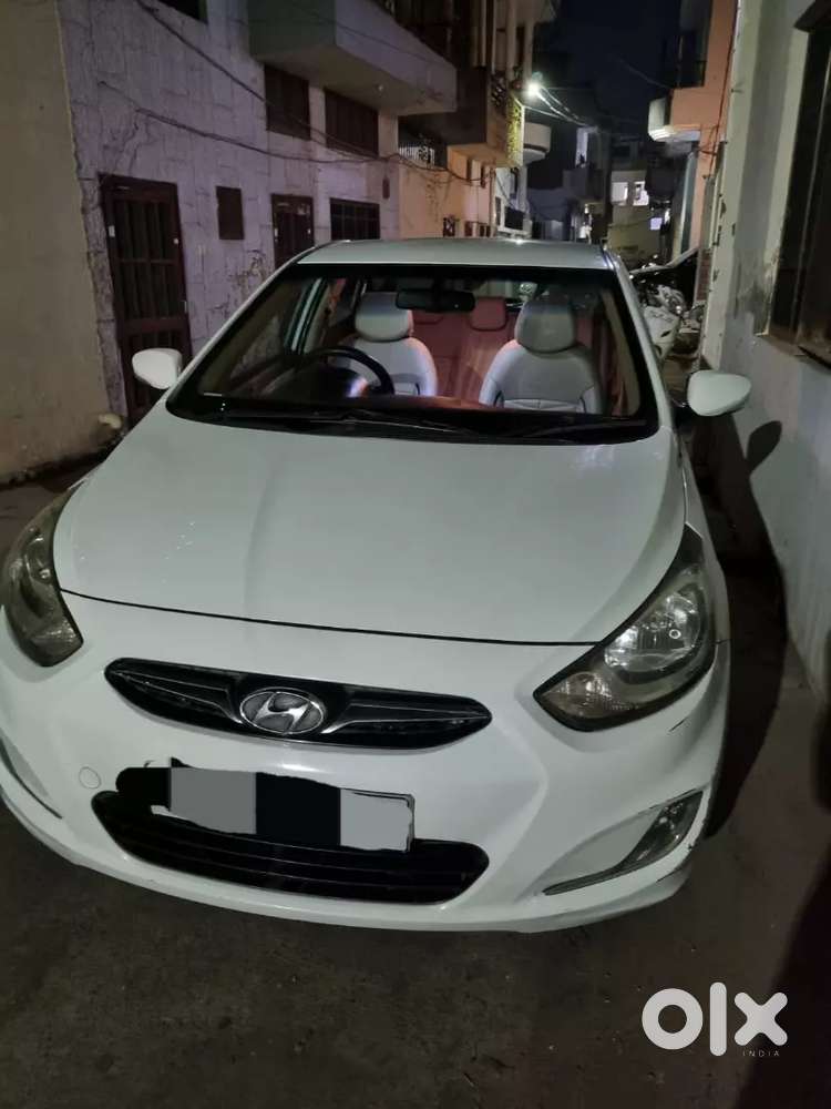 Hyundai Fluidic Verna 2012 Diesel 206000 Km Driven
