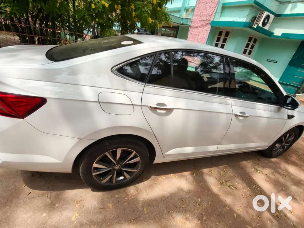 Skoda Slavia 2024 Petrol Well Maintained