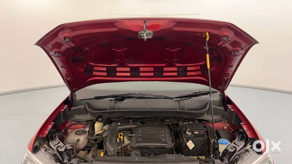 Volkswagen Taigun Topline 1.0 Tsi At (electric Seats), 2022, Petrol