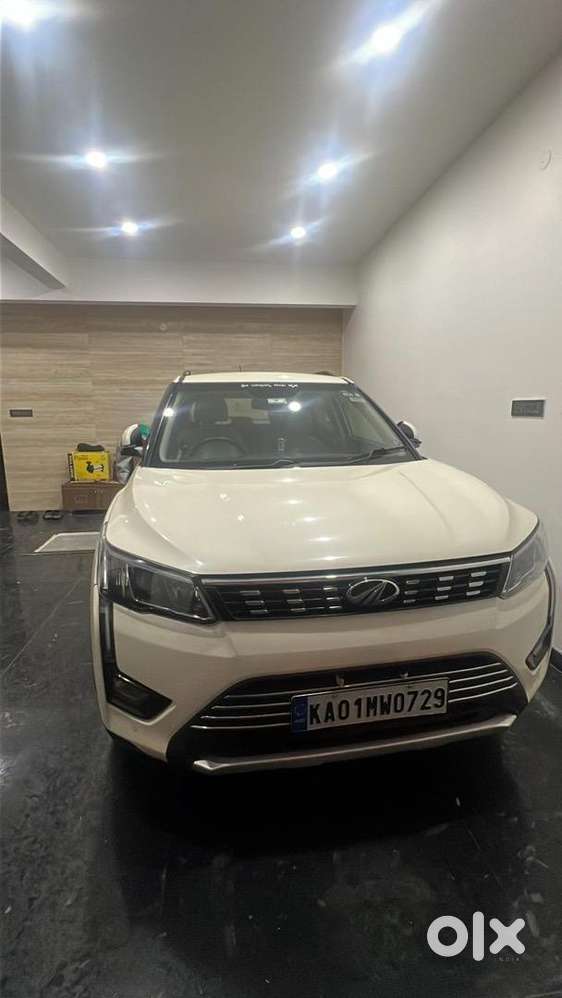 Mahindra Petrol Car 2021