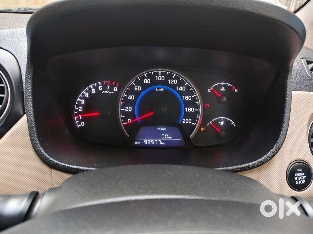 Hyundai Grand I10 2013-2016 Sportz, 2014, Petrol