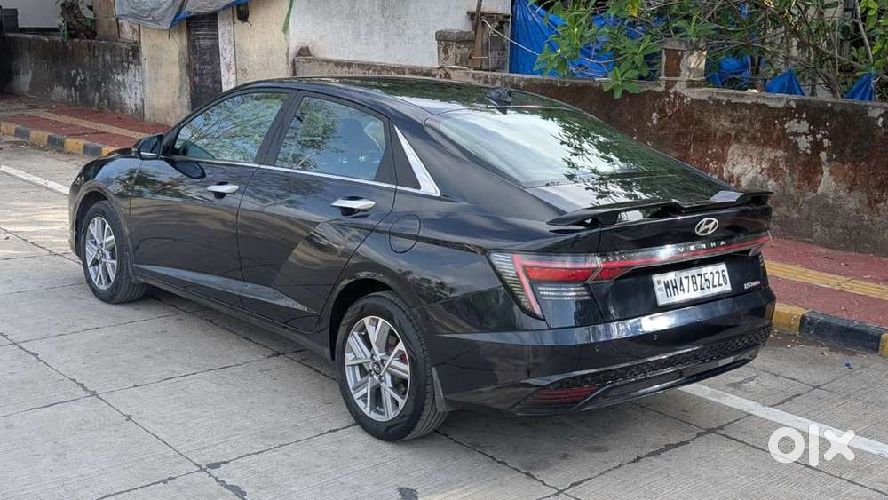 2025 Hyundai Verna 1.6 Sx (o) Dct Turbo