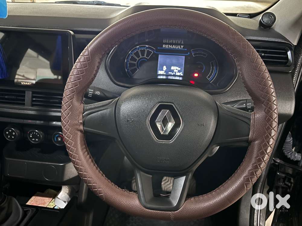 Renault Kiger 2025 Petrol 8800 Km Driven