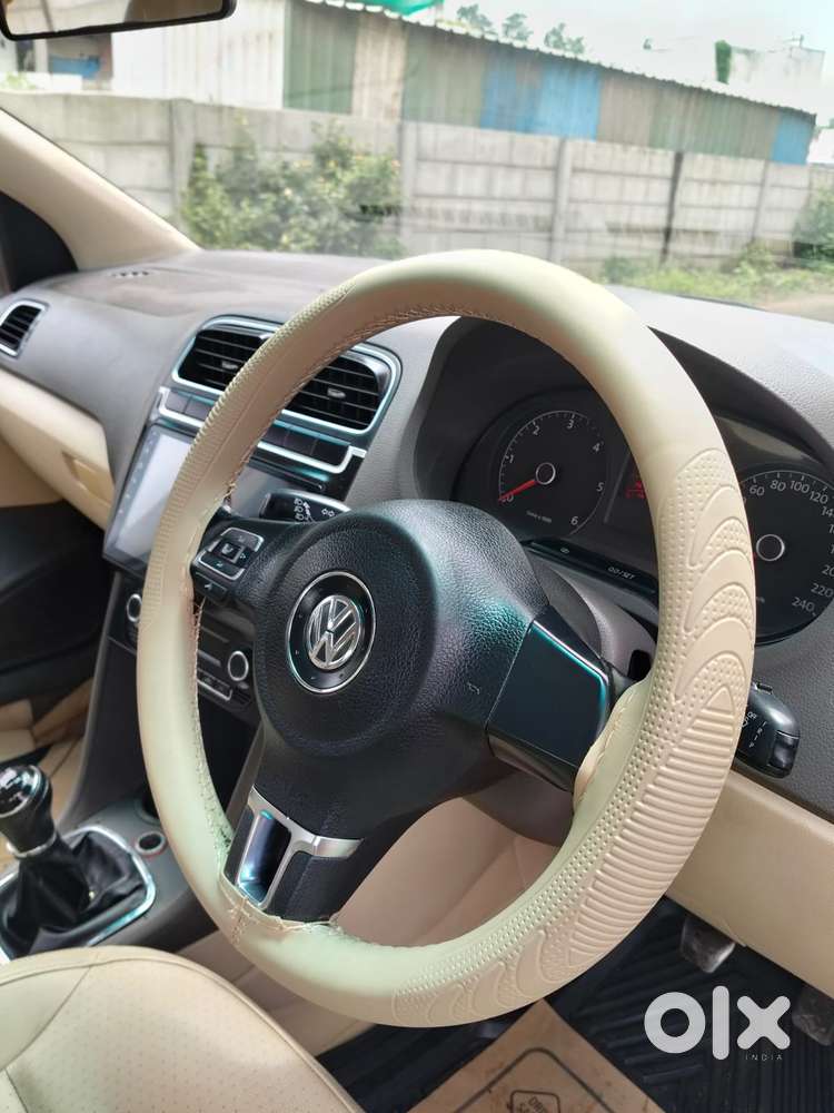 Volkswagen Vento Celeste 1.6 Highline, 2013, Diesel