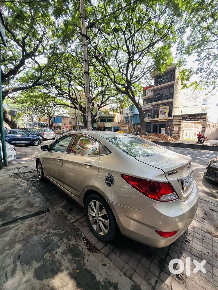 Hyundai Fluidic Verna 1.6 Crdi Sx, 2011, Petrol