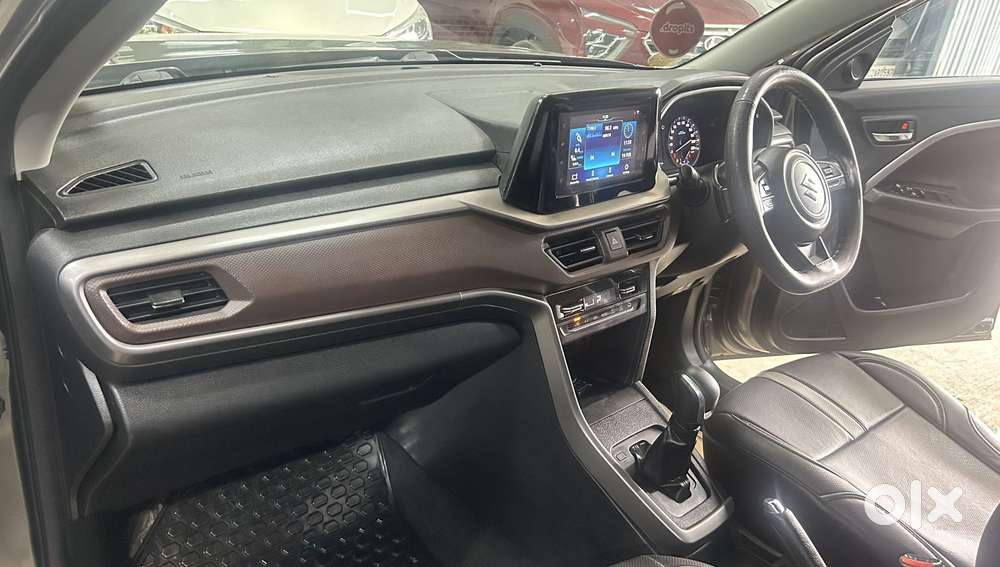 Maruti Suzuki Brezza 1.5 Zxi At Smart Hybrid, 2022, Petrol