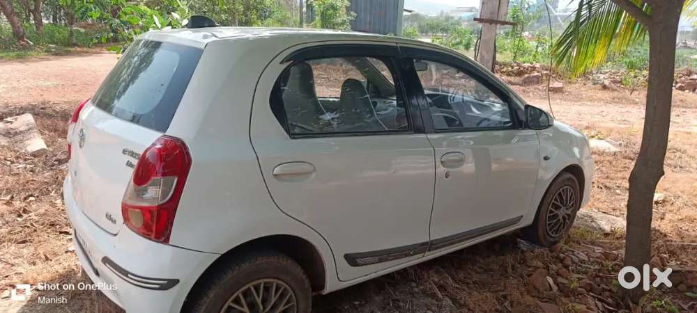 Toyota Etios Liva 2013