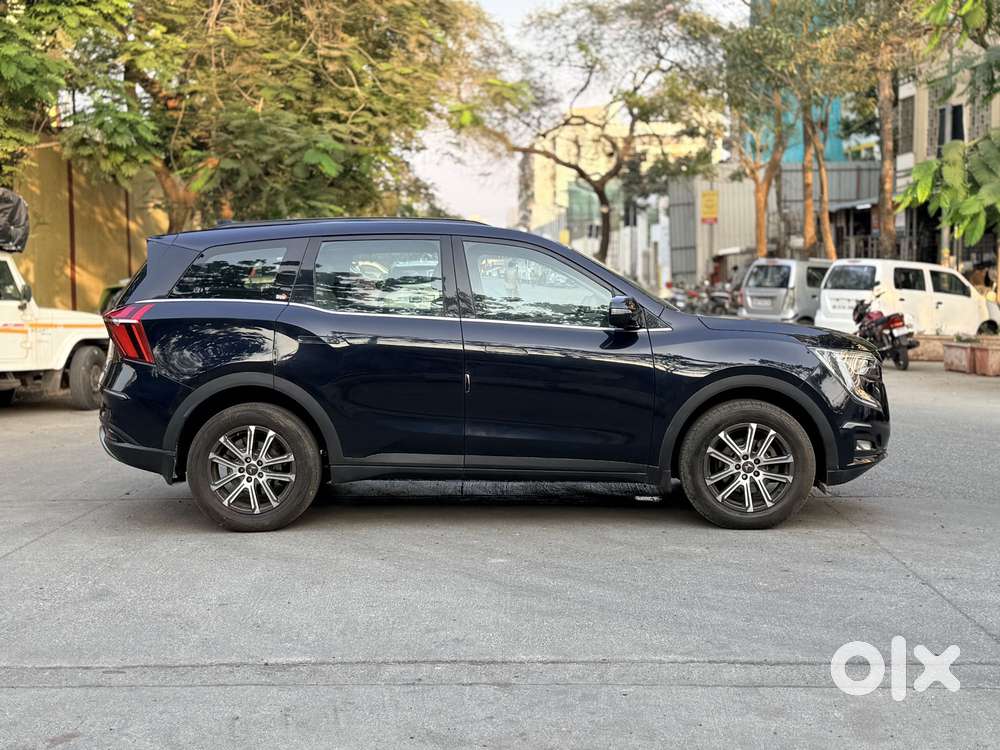 Mahindra Xuv700 2.2 Ax 7 Diesel At Str, 2022, Diesel