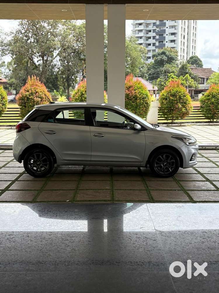 Hyundai I20 Petrol Cvt Asta, 2018, Petrol