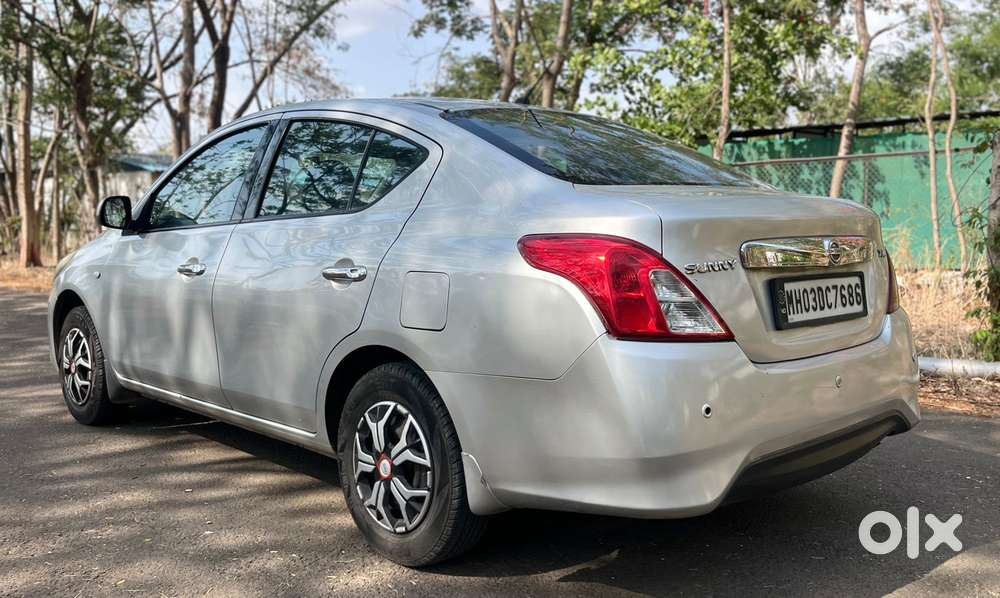 Nissan Sunny, 2019, Petrol