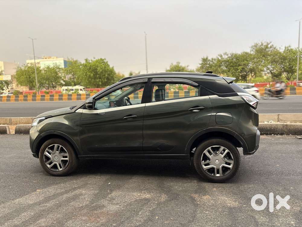 Tata Nexon 1.2 Revotron Xz Plus Hs Dark Edition, 2021