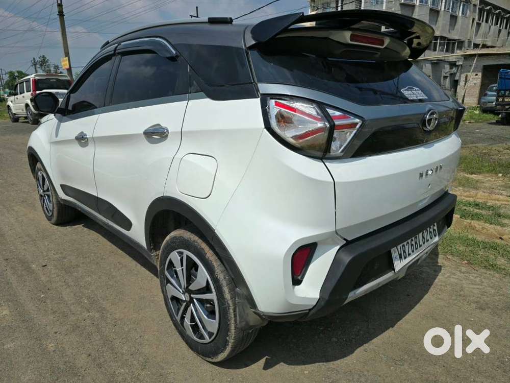 Tata Nexon 1.2 Revotron Xt, 2020, Petrol