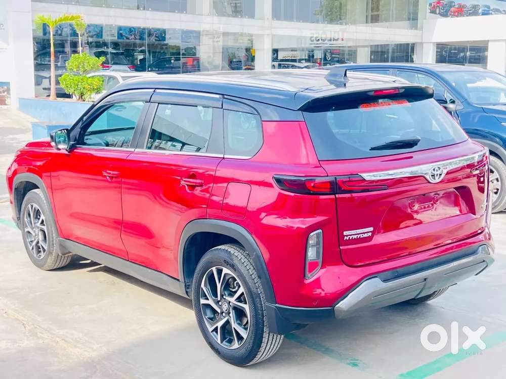 Toyota Urban Cruiser Hyryder, 2025, Petrol