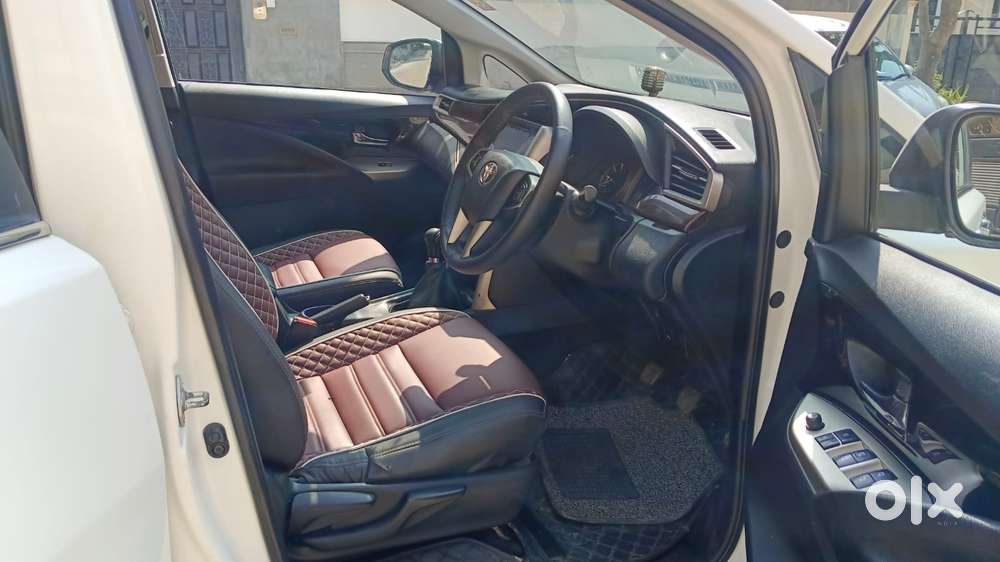 Toyota Innova Crysta 2.4 V, 2017, Diesel