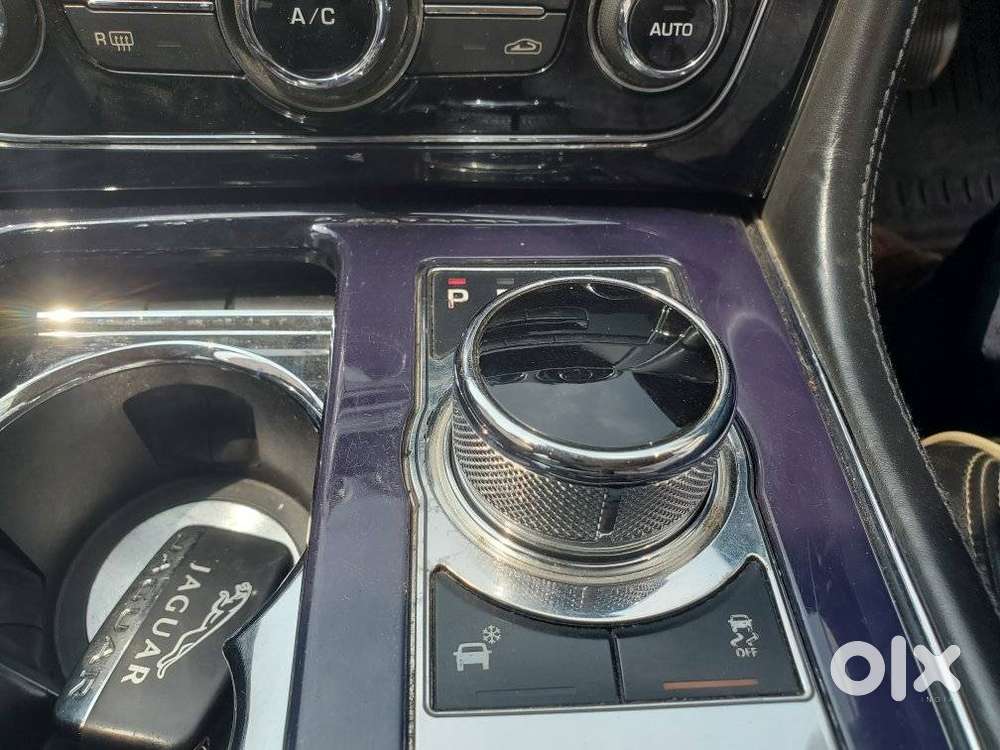 Jaguar Xj 2009-2013 5.0 L V8 Supercharged, 2011, Petrol