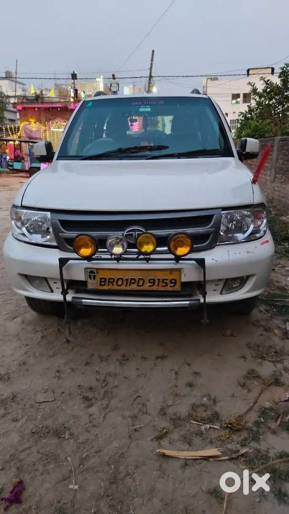Tata Safari Dicor 2013
