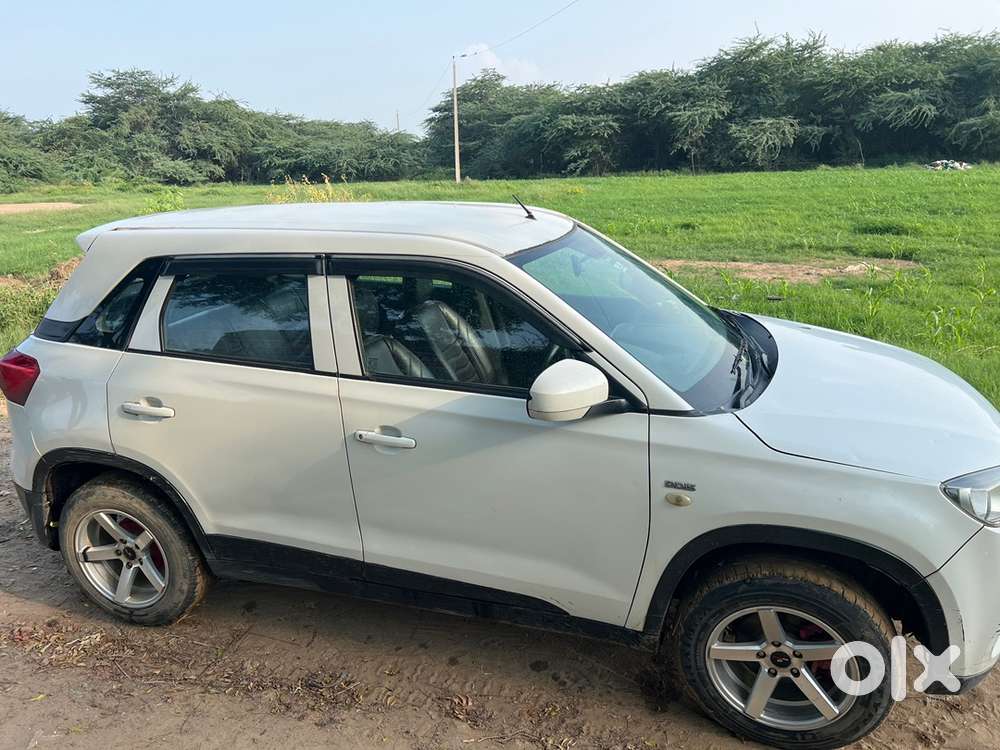 Maruti Suzuki Vitara Brezza 17 Diesel 130000 Km Driven