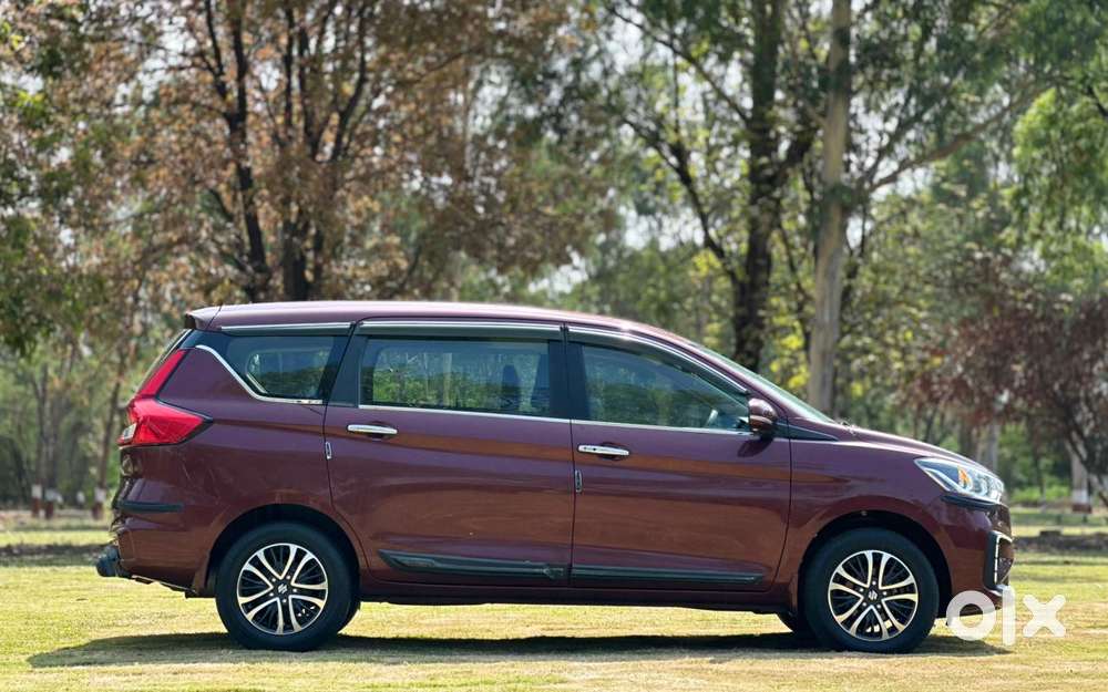 Maruti Suzuki Ertiga Zxi Plus At Shvs, 2022, Petrol