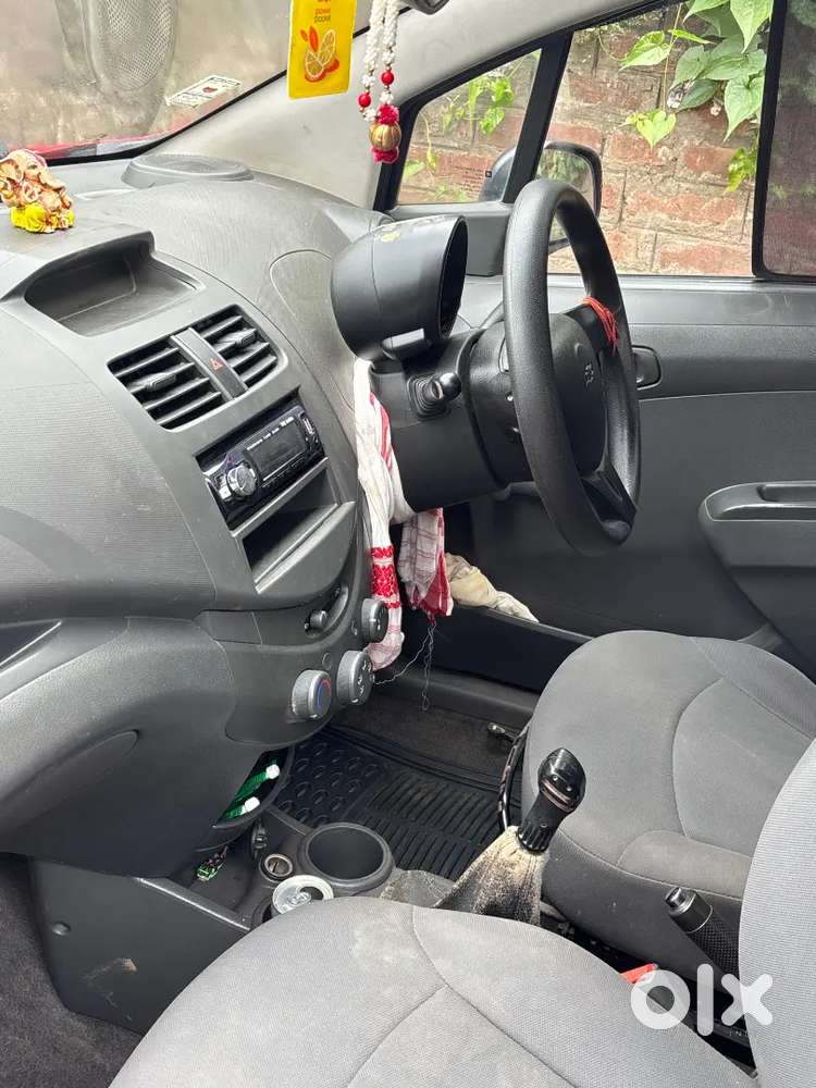 Chevrolet Beat Petrol 2010