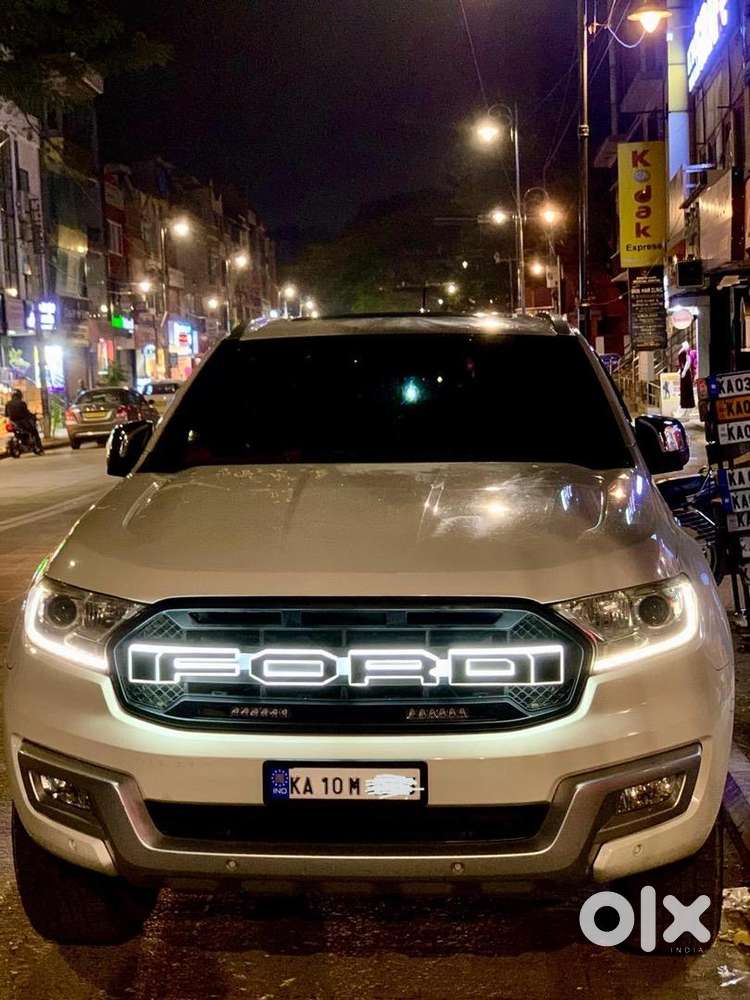 Ford Endeavour 2018 Diesel Showroom Maintenance