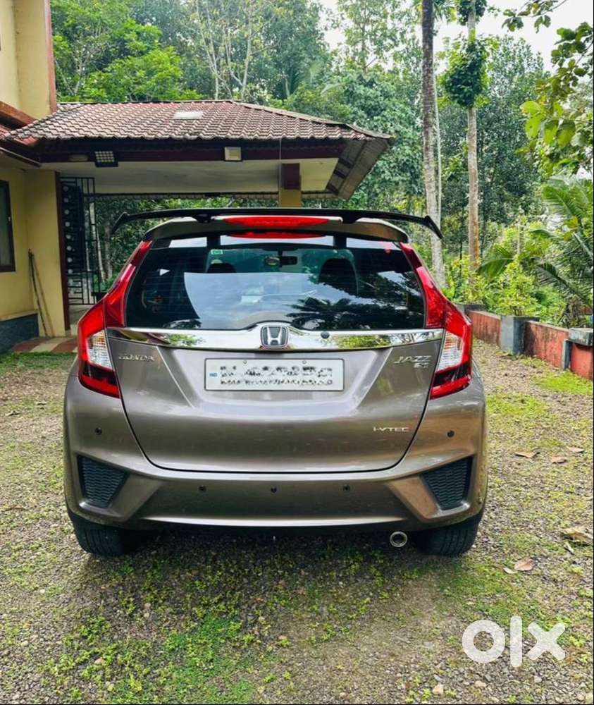 Honda Jazz 2016 Automatic Well Maintained
