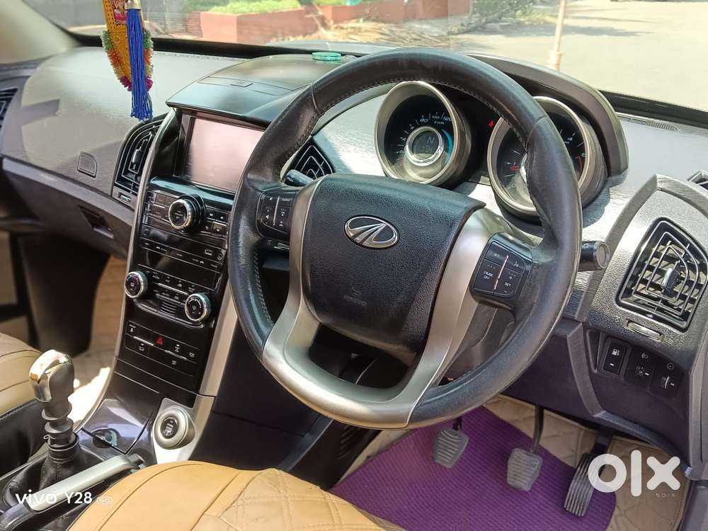 Mahindra Xuv500 W9, 2019