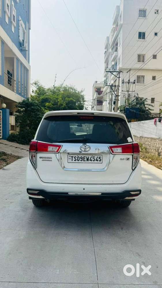 Toyota Innova Crysta 2017 Diesel Well Maintained