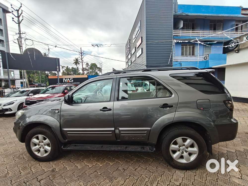 Toyota Fortuner 3.0 4x2 Mt, 2010, Diesel