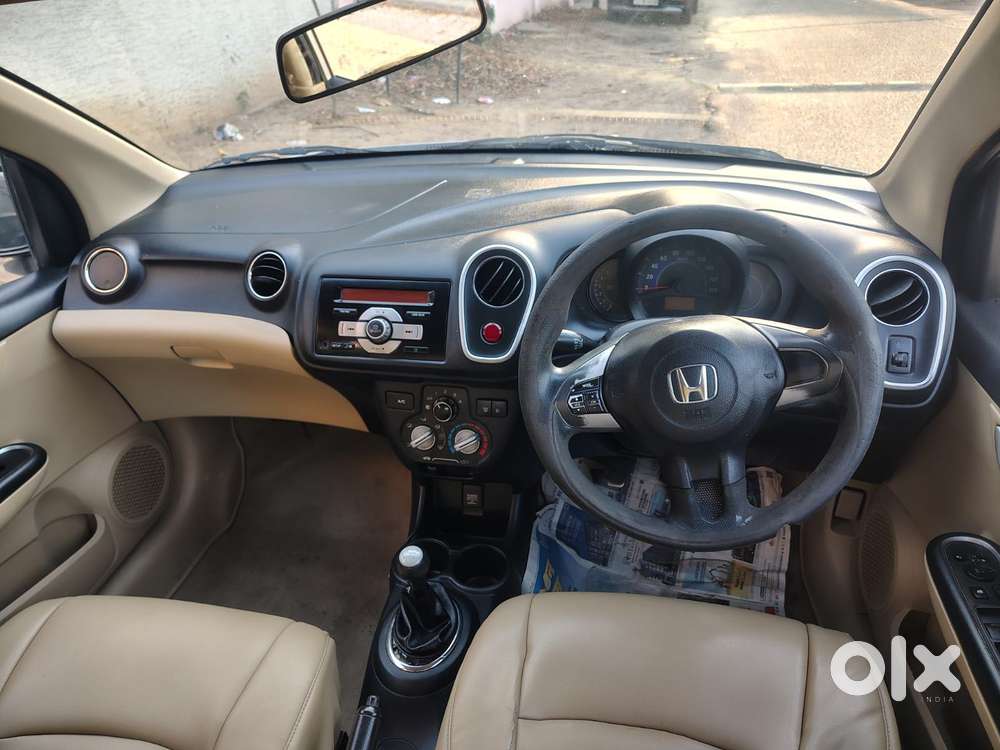 Honda Mobilio 1.5 V I- Dtec Celebration Edition, 2015, Diesel