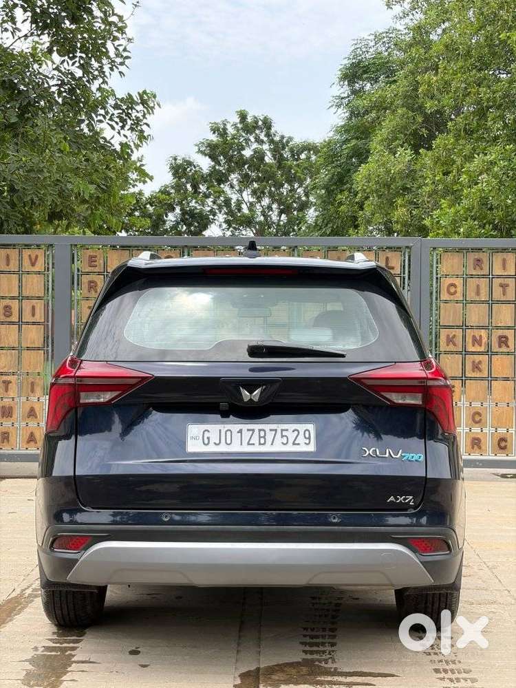 Mahindra Xuv700 2.0 Ax 7 Petrol At Luxury Pack Str, 2026, Petrol