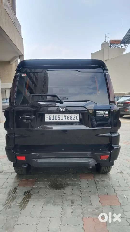 Mahindra Scorpio Classic, 2025, Diesel