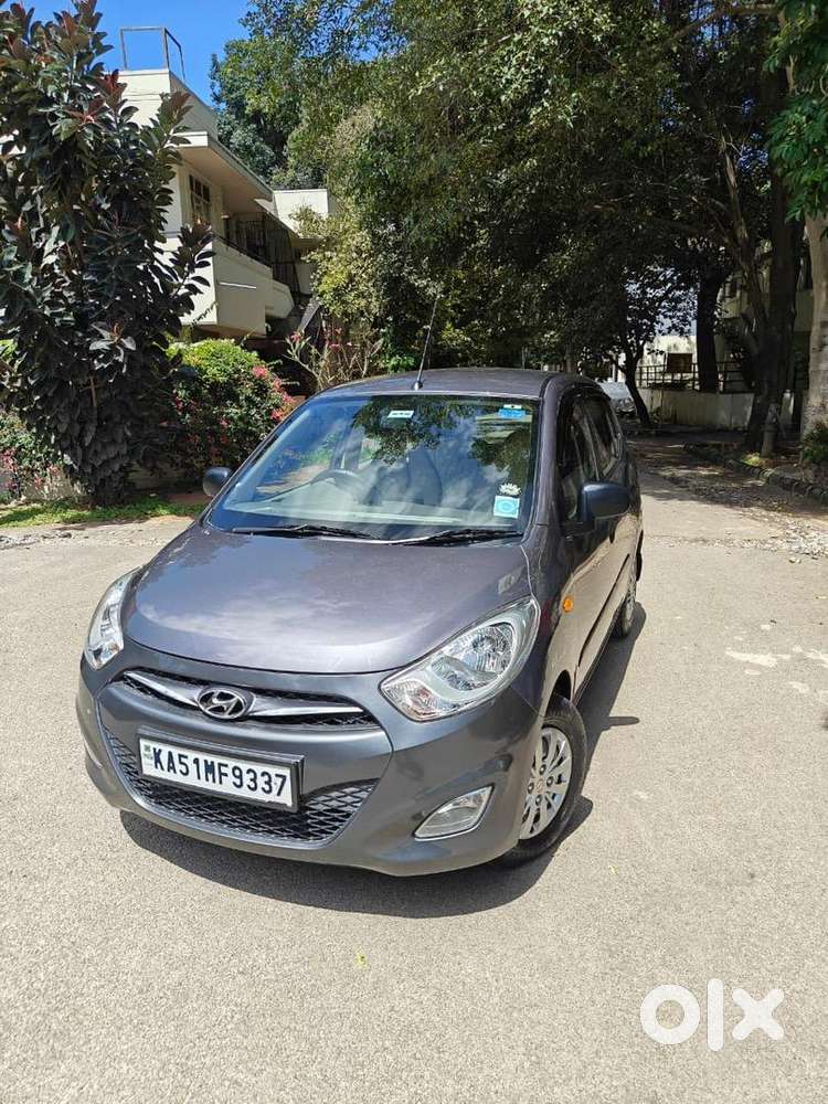 Hyundai Car Manual 40000 Km 2014