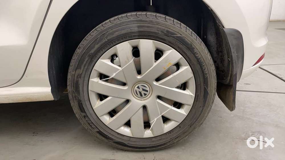 Volkswagen Polo Petrol Comfortline 1.2l, 2015, Petrol