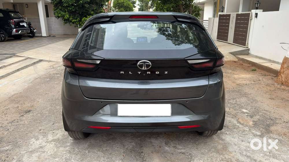 Tata Altroz Petrol Manual 2024