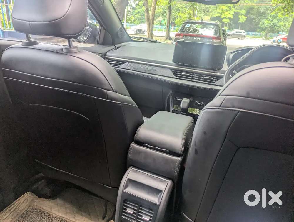 Tata Nexon Creative Plus (s) Dark Edition Petrol 2024 Awaits
