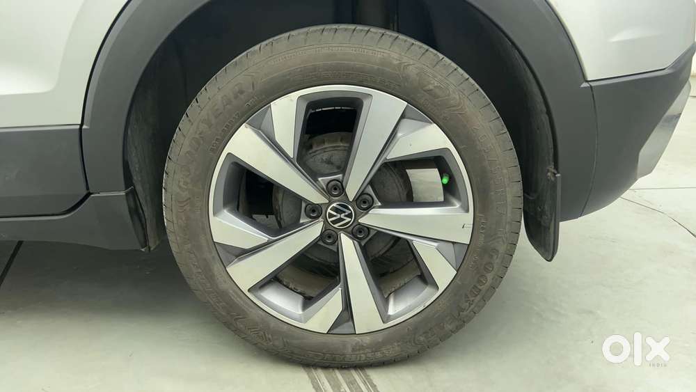 Volkswagen Taigun Topline 1.0 Tsi At (electric Seats), 2022, Petrol