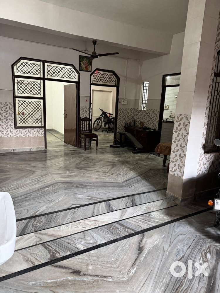 Semi furnished ground floor for rent in Amit Vihar