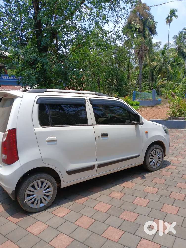 Maruti Suzuki Wagon R Vxi Bs Iv (2017) For Sale Well-maintained Petrol