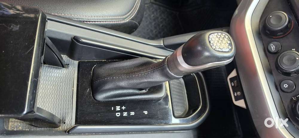Tata Safari, 2023, Diesel