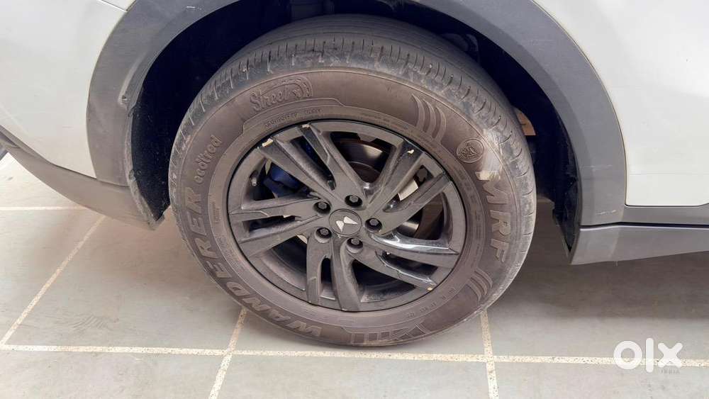 Mahindra Petrol Car 2022