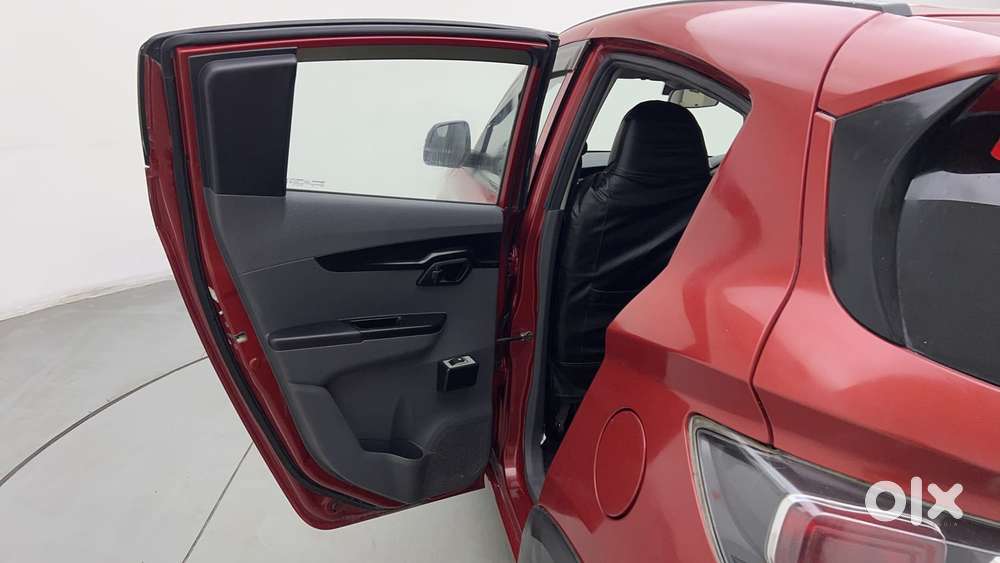 Mahindra Kuv100 Nxt 1.2 K2 Diesel 6 Str, 2018, Petrol
