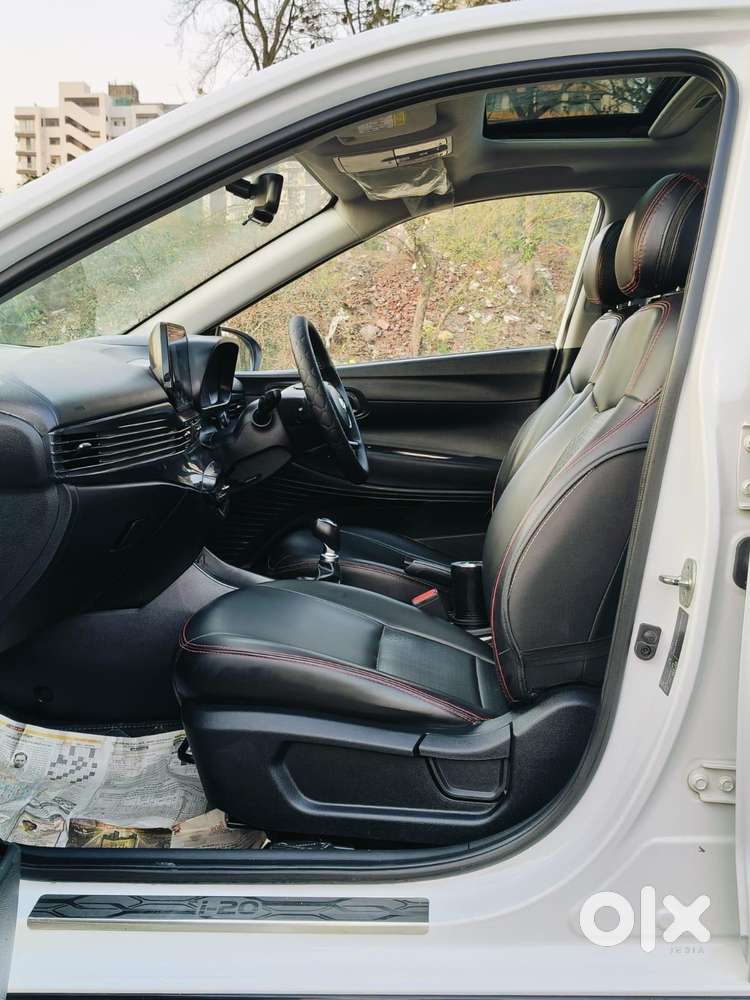 Hyundai I20 Asta (o) 1.2 Mt, 2023, Petrol