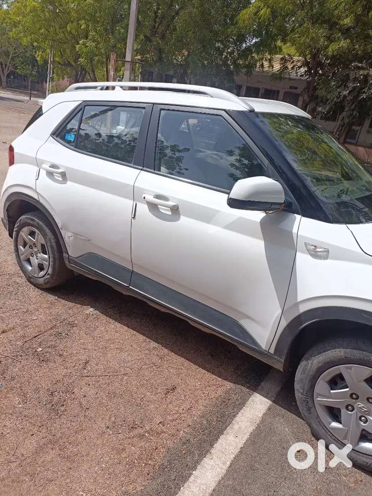 Hyundai Venue 2021 Petrol