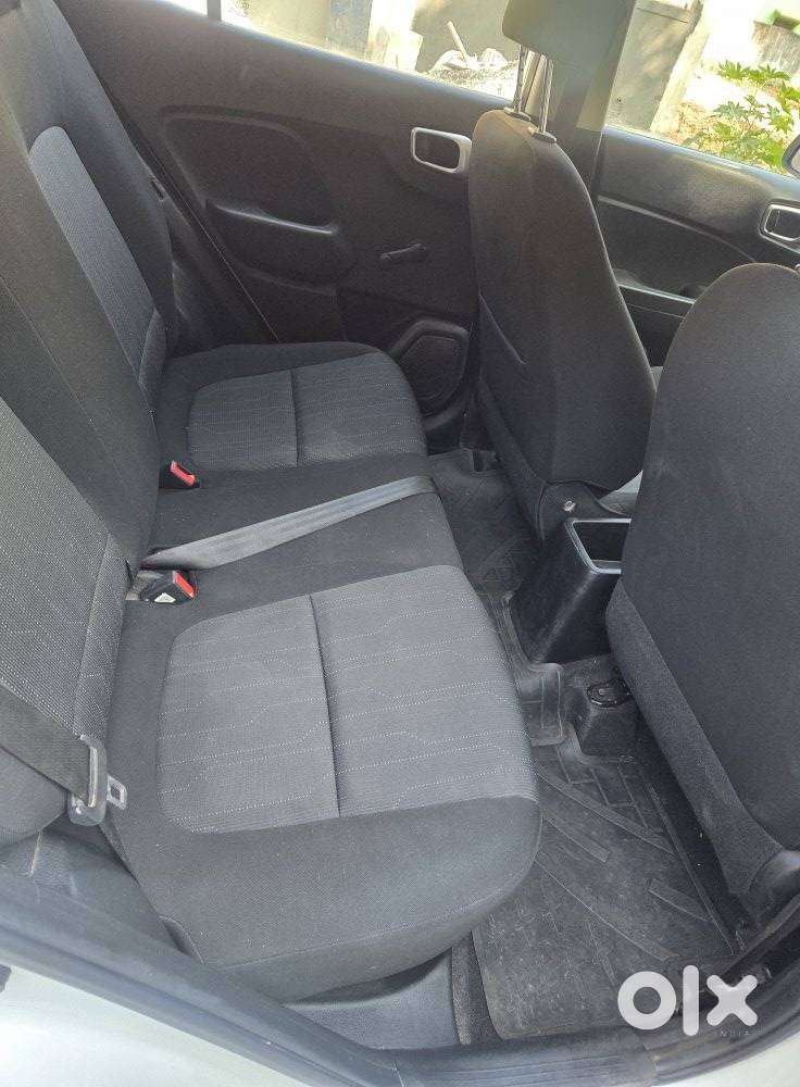 Hyundai Venue E, 2020, Petrol