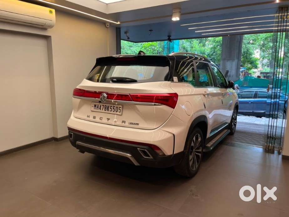 Mg Hector Plus Sharp Pro 1.5 Turbo Petrol Cvt 6 Str, 2023, Petrol