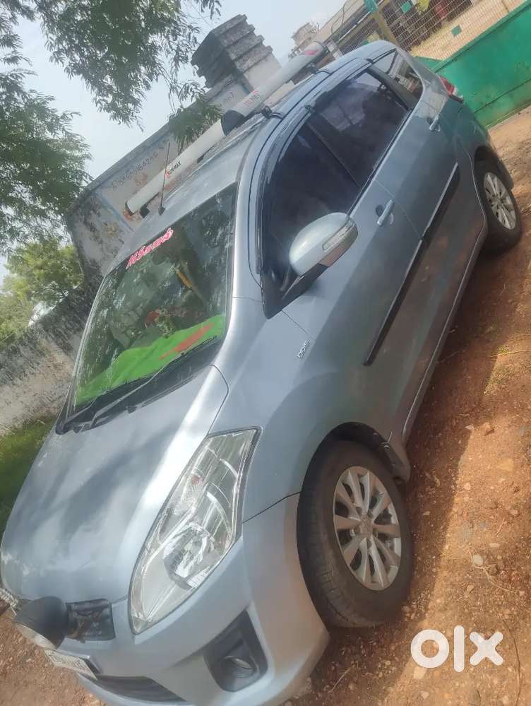 Maruti Suzuki Ertiga 2012