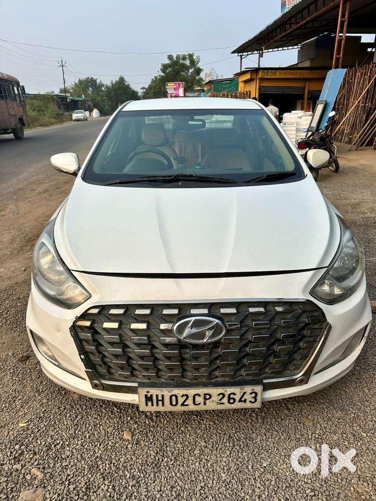Hyundai Fluidic Verna 2012