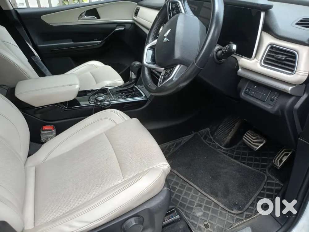 Mahindra Xuv700 Petrol 2023