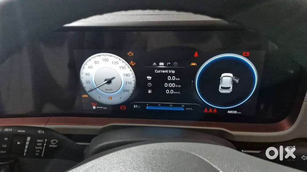 Almost Brand New Creta Diesel Manual King Edition - Dual Tone